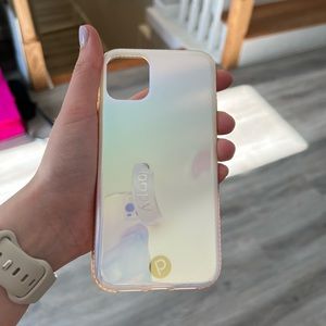 Loopy case iPhone 11- pearl iridescent edition